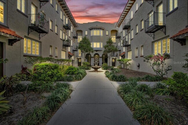 Foto del edificio - 2117 W Dekle Ave