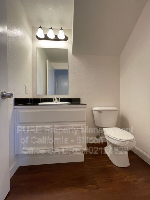 Foto del edificio - 1469 Carrington Cir