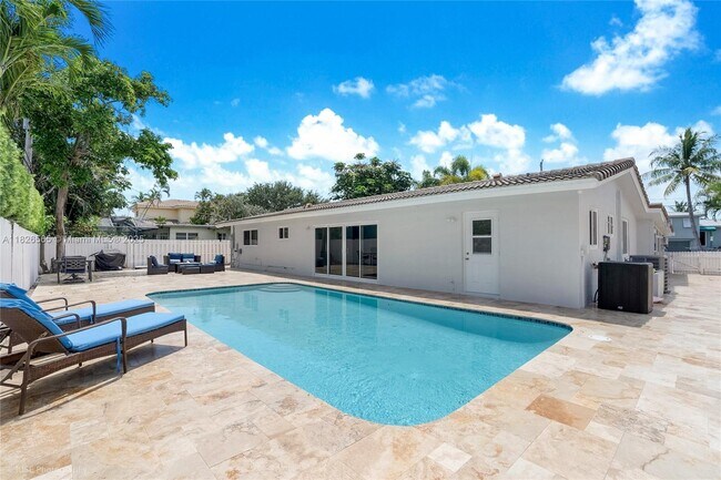 Foto del edificio - 1633 SE 5th Ct