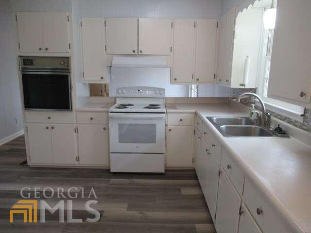 Foto del edificio - 55 Greenwood Ln