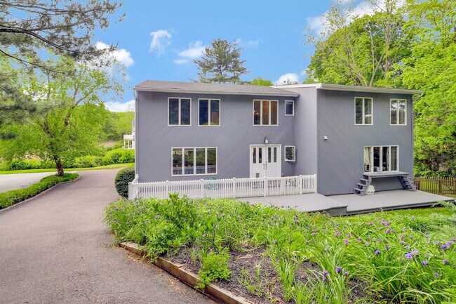 Building Photo - 26 Harned Dr