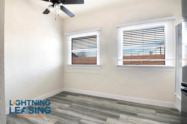 Foto del edificio - 443 E 27th St