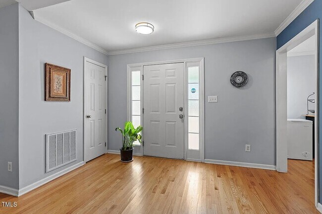 Foto del edificio - Innovative Wealth-Building Lease-to-Own Ho...