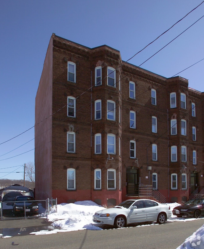 Foto principal - 84 N East St