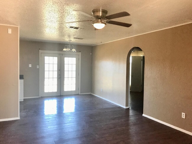 Building Photo - 6316 27th St