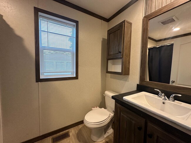 Building Photo - 76 E U.S. Hwy 6