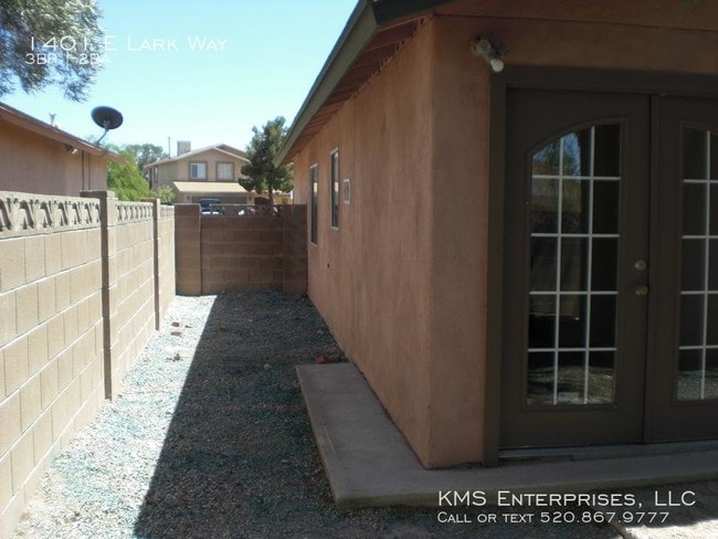 Building Photo - 3 bedroom in Tucson AZ 85706