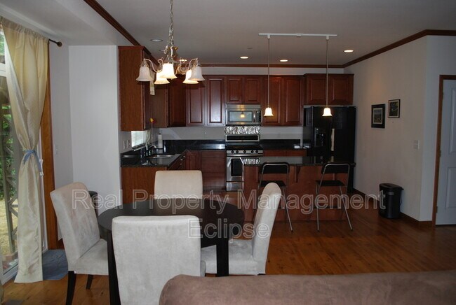 Foto del edificio - 10803 NE 187th St