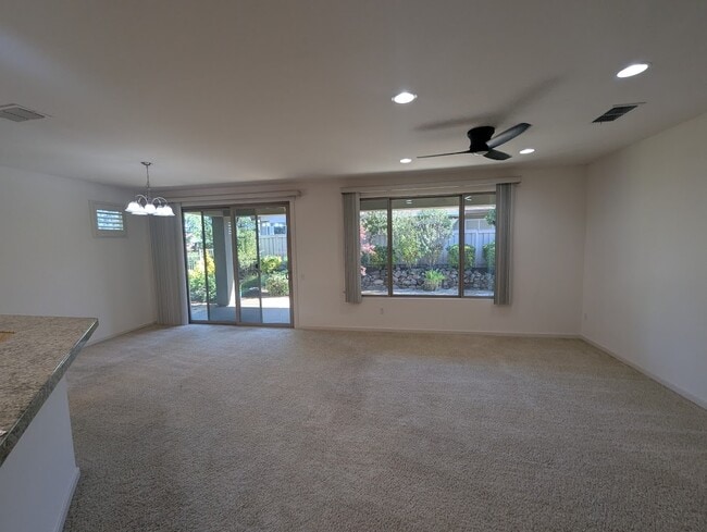 Building Photo - 205 Farallon Ct