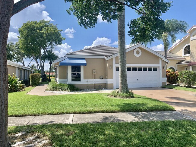 Foto del edificio - 6145 Beaconwood Rd