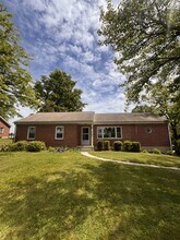 Building Photo - 10033 Jonestown Rd