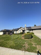 Building Photo - 830 W Vassar Ave