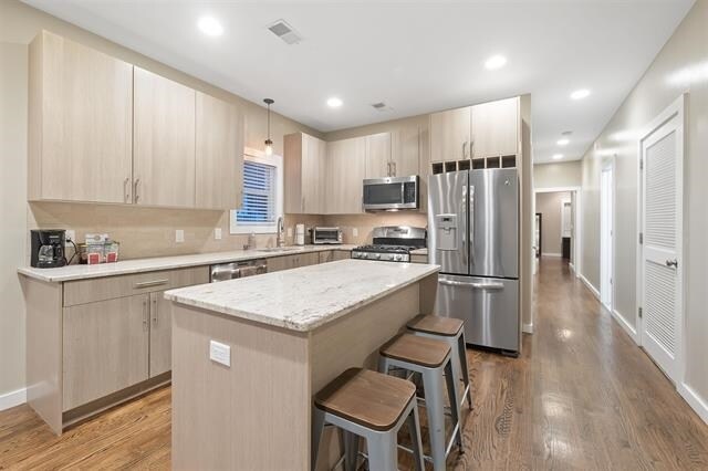 Foto del edificio - 48 W 18th St