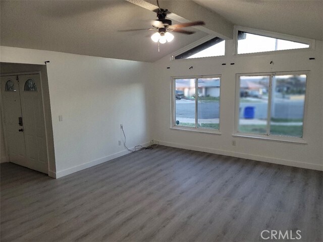 Building Photo - 6984 Center St