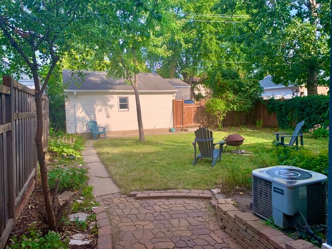 Building Photo - 5109 Xerxes Ave S