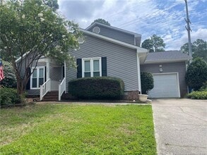 Building Photo - 5701 Paradise Ct