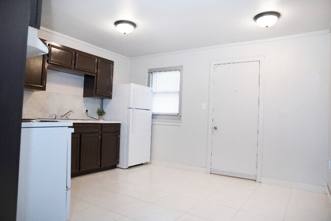 Foto del edificio - 220 S 25th Ave