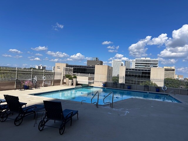 Foto del edificio - 1502 S Boulder Ave