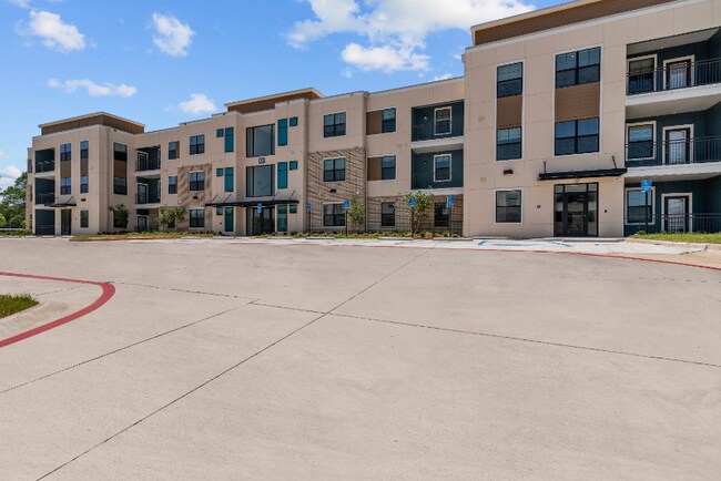 Building Photo - 961 Caddo St