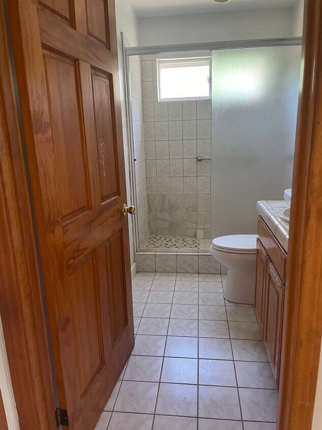 Foto principal - 15651 Rayen St
