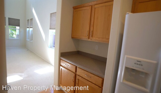 Building Photo - 5 br, 3 bath House - 554 Rosario Ave NE