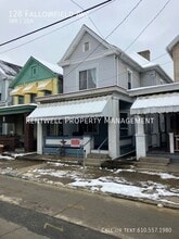 Building Photo - 128 Fallowfield Ave