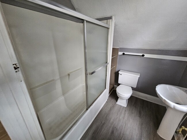 Foto del edificio - 3433 W 41st St