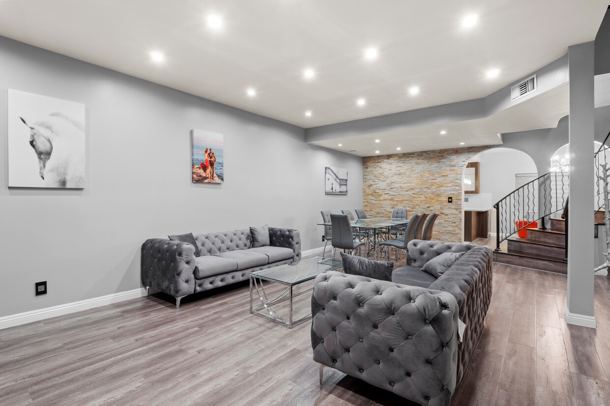 Living room - 4711 Colfax Ave