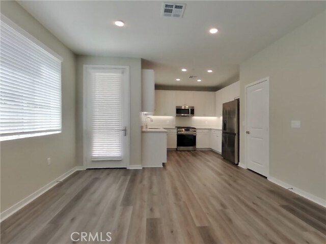 Building Photo - 31698 Luther Dr