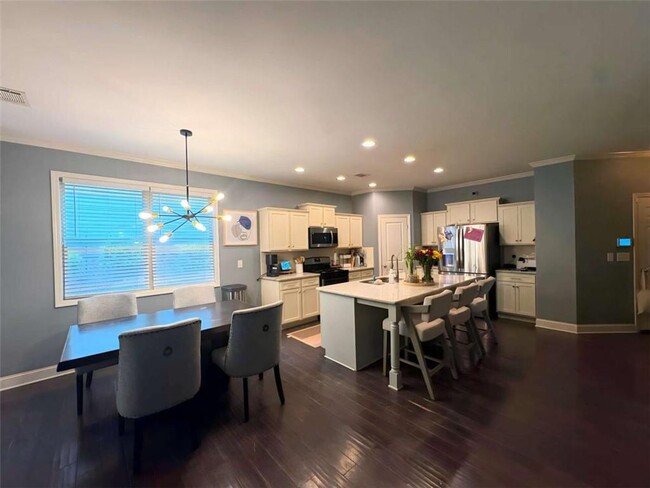 Building Photo - 59 Braemore Mill Dr