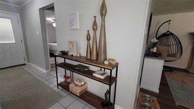 Foto del edificio - 2110 Bentvine Dr