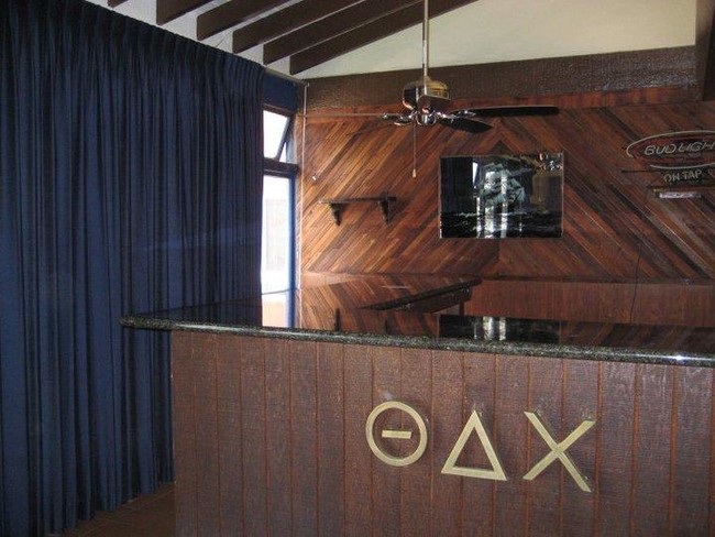 Foto del edificio - 547 Gayley Avenue