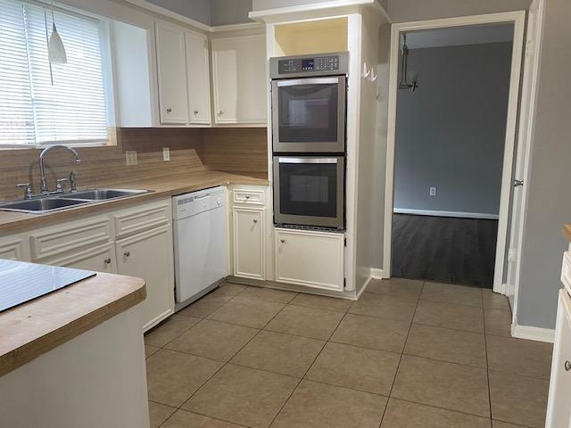 Building Photo - 3122 Cherry Creek Dr