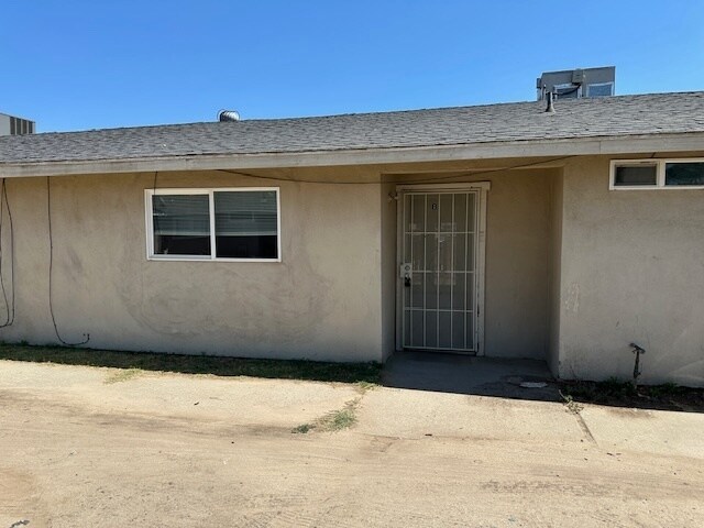 Foto del edificio - Modesto 2 Bedrooms 1 Bathroom Duplex