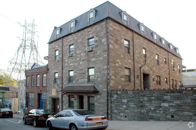 Bridgeview At Manayunk Apartments Philadelphia Pa Building Photo Bridgeview At Manayunk