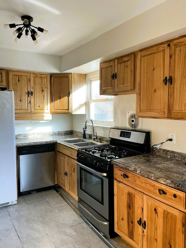 Foto del edificio - 604 Erford Rd