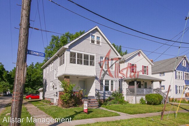Foto del edificio - 2 br, 1 bath House - 18918 Ironwood Avenue...
