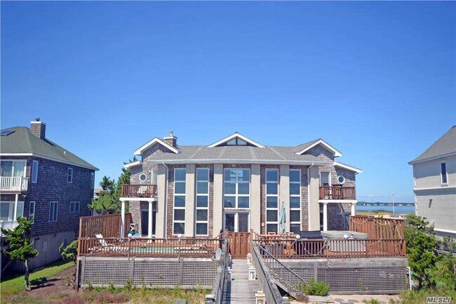 Foto del edificio - 787 Dune Rd