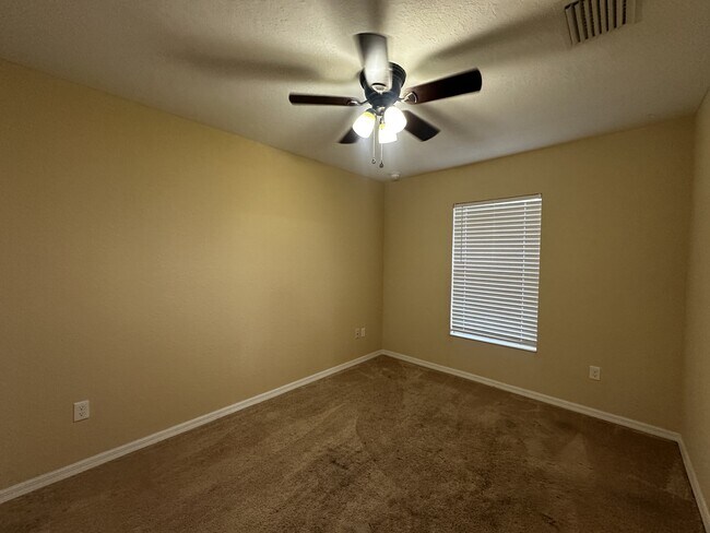 Foto del edificio - 27 Juniper Pass Ln