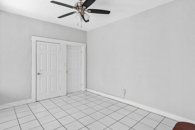 Building Photo - 1507 Meridian Ave