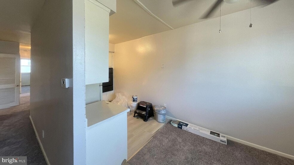 Building Photo - 717 Red Lion Rd