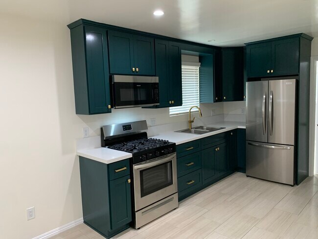 Foto del edificio - 8138 Blewett St