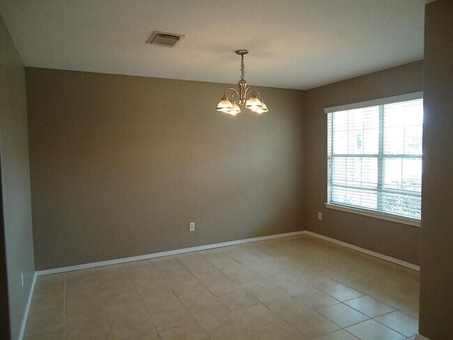 Foto del edificio - 11047 KNOBBLEY Oak Ct