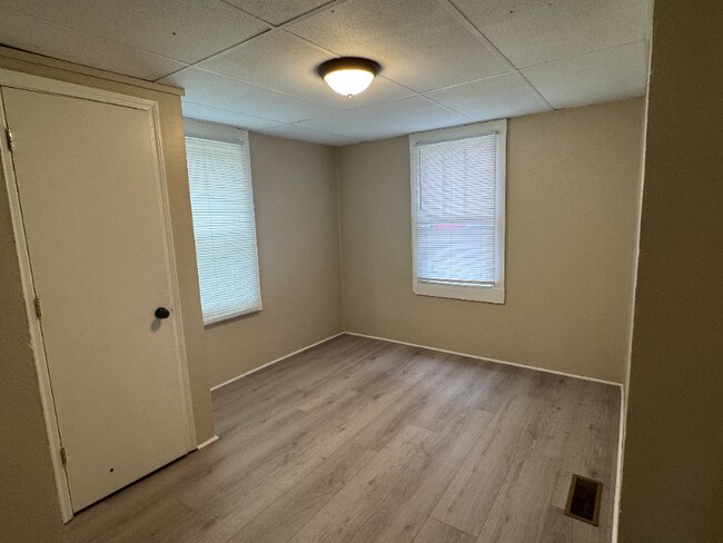 Foto del edificio - 808 Harrisburg Dr SW