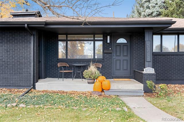 Primary Photo - 5099 S Linden Dr