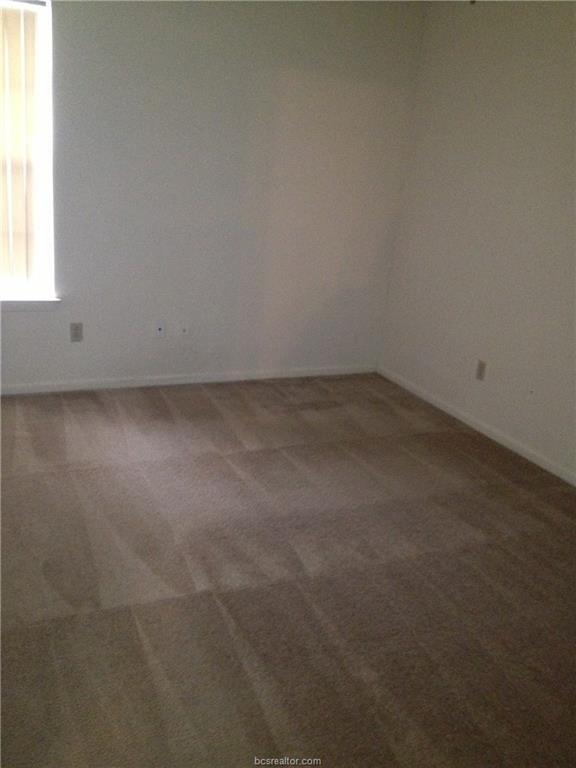 Building Photo - 1110 Spring Loop