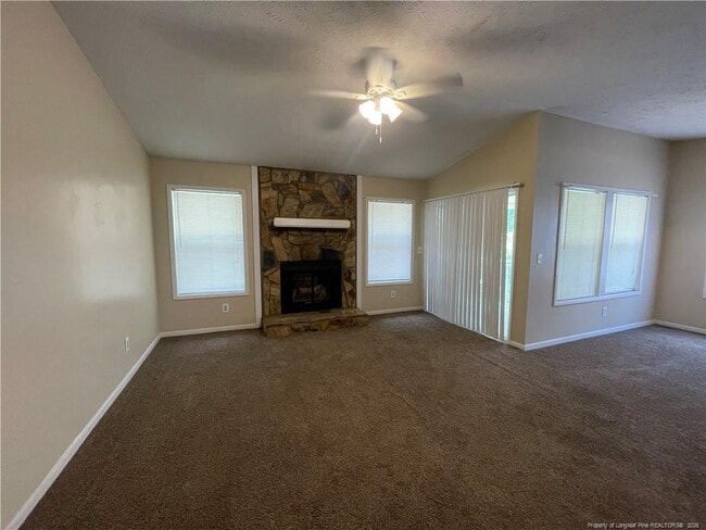 Building Photo - 1000 Wood Creek Dr
