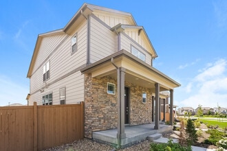 Building Photo - 13467 Oneida Ln