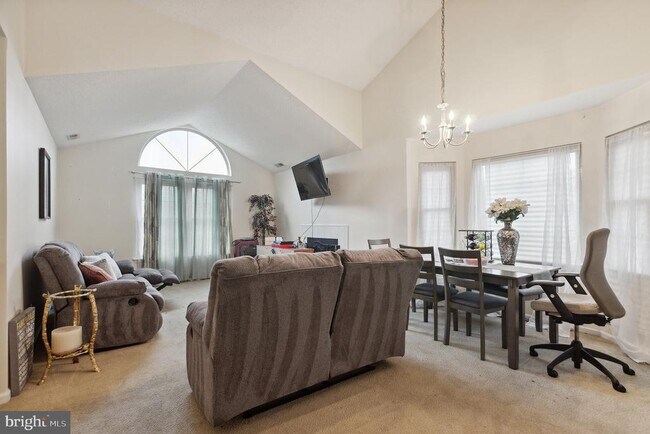 Foto del edificio - 3402 Waltham Ct