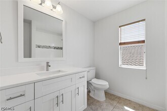 Building Photo - 2639 Bellingham Ct